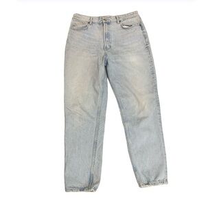 Zara Lightwash Boyfriend Straight Leg Baggy Jeans - Size 10